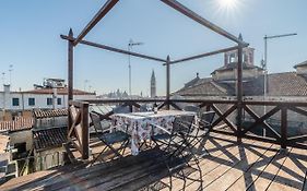 San Marco Vista Sui Tetti Veneziani Apartment